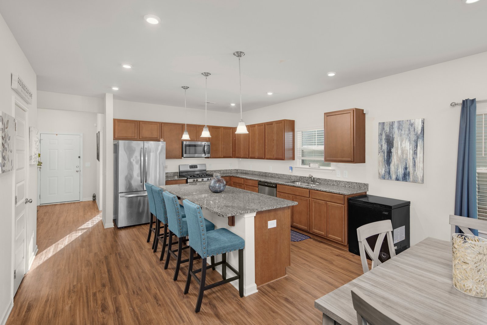 Kitchen - REPLACE with your photo