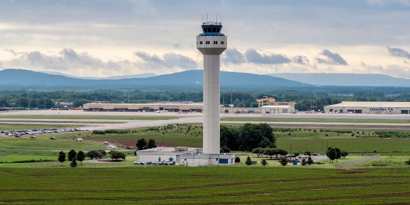Huntsville International Airport and travel from North Alabama