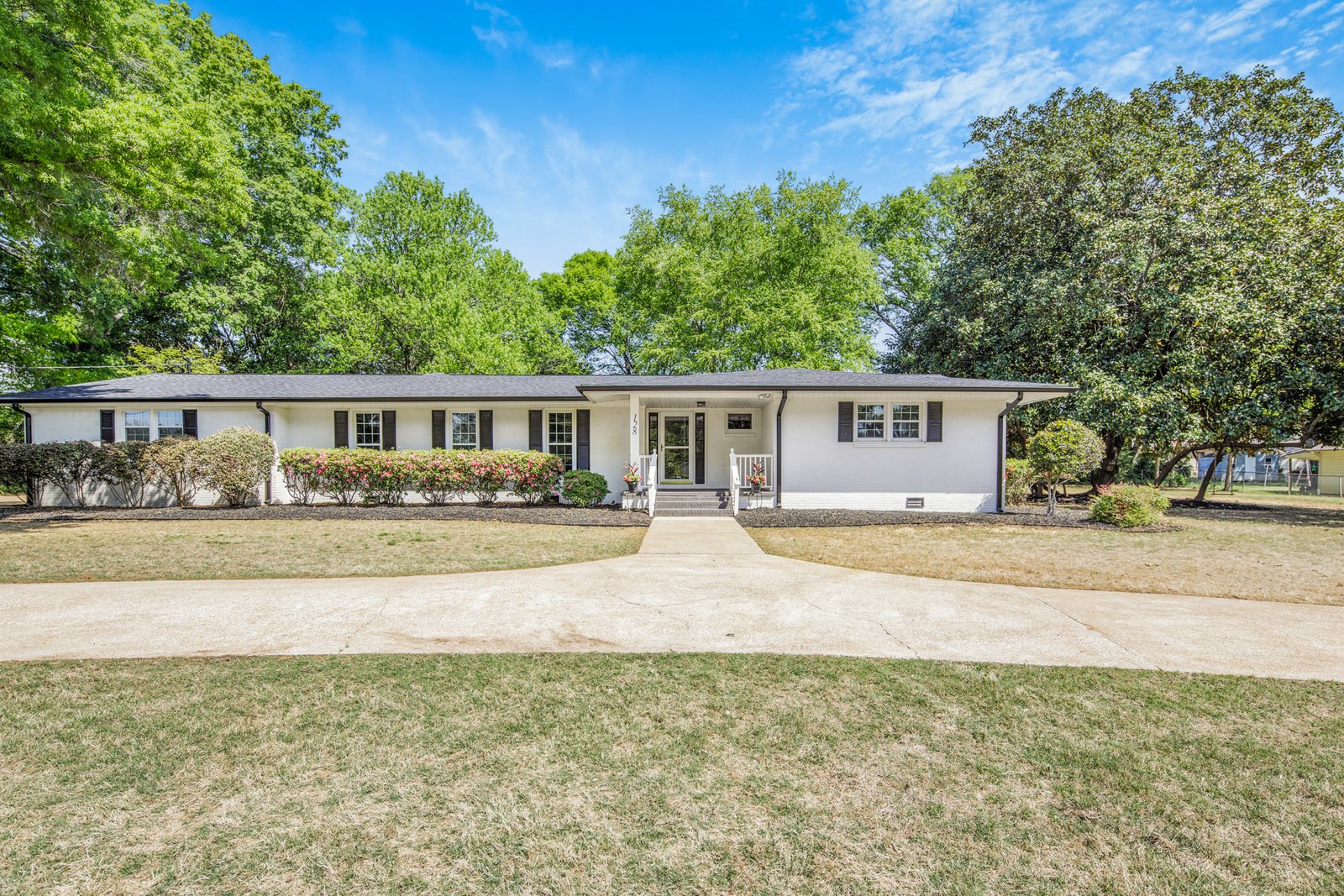 Madison Alabama neighborhood and downtown character