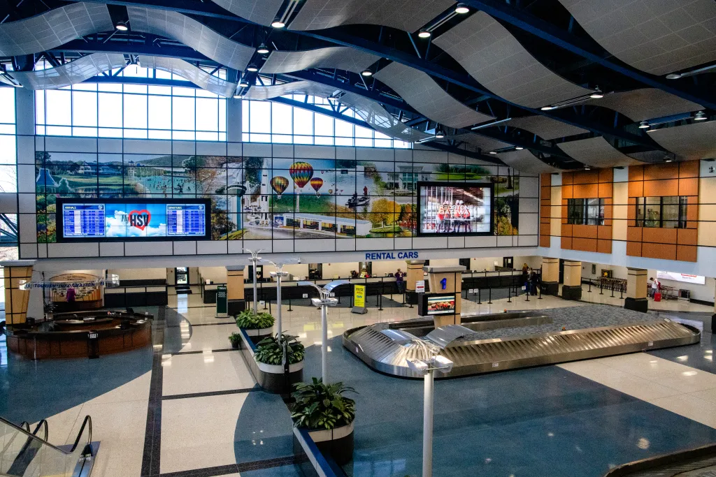 Huntsville International Airport serving North Alabama